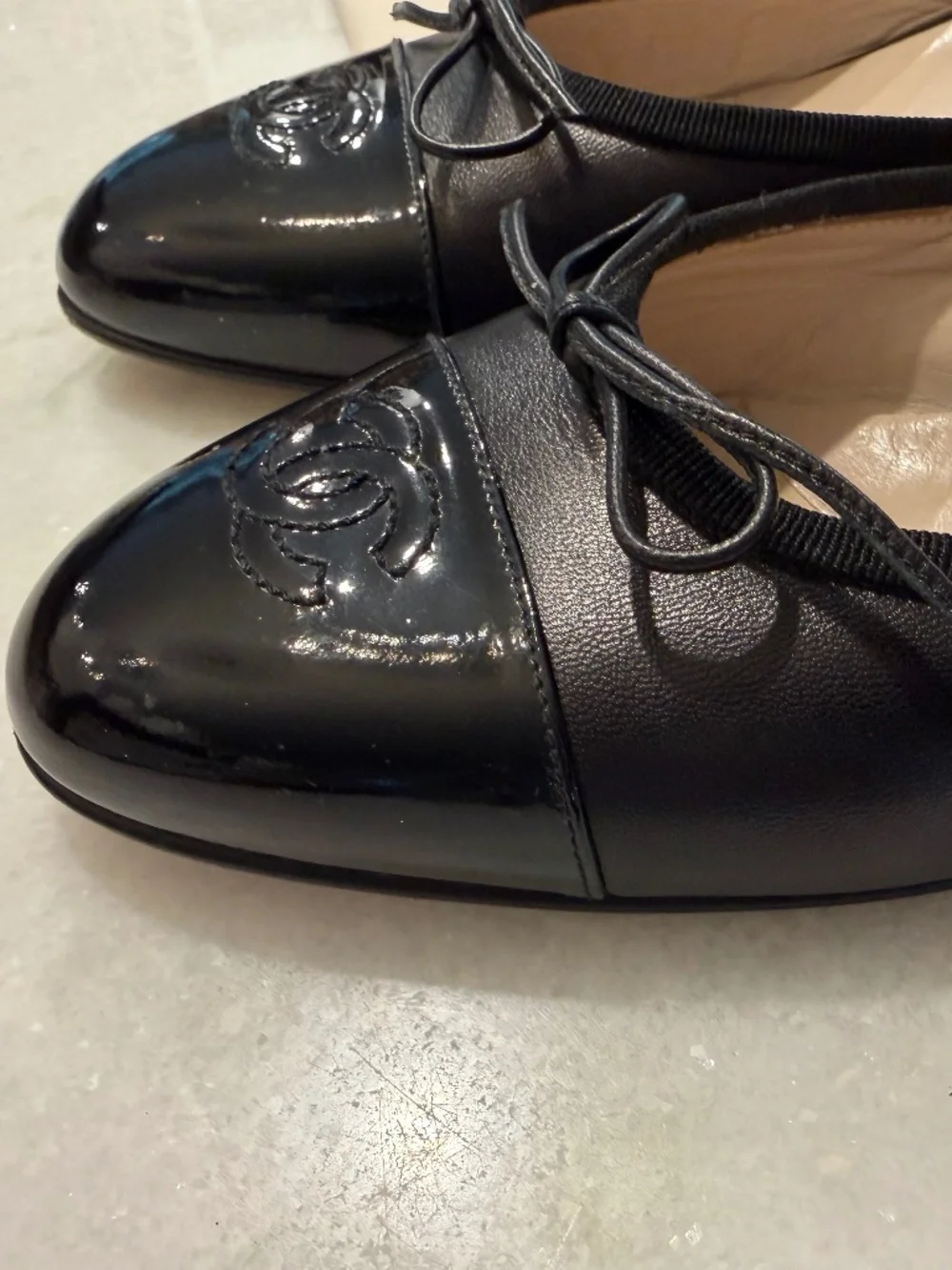 Vintage Chanel Black Leather & Patent Cap Toe CC Bow Kitten Heel Mules